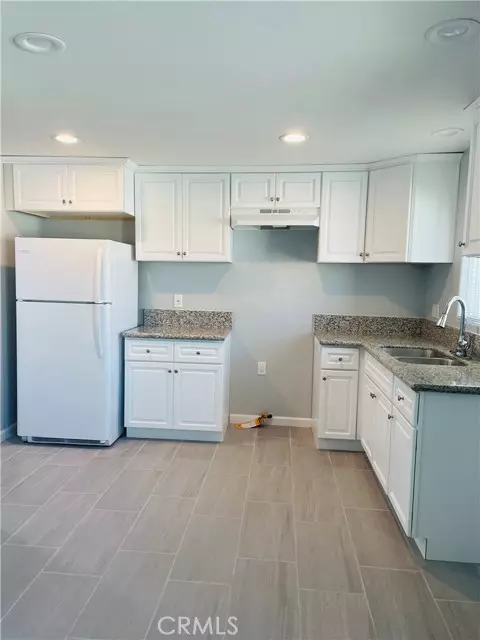 Banning, CA 92220,922 N Cherry