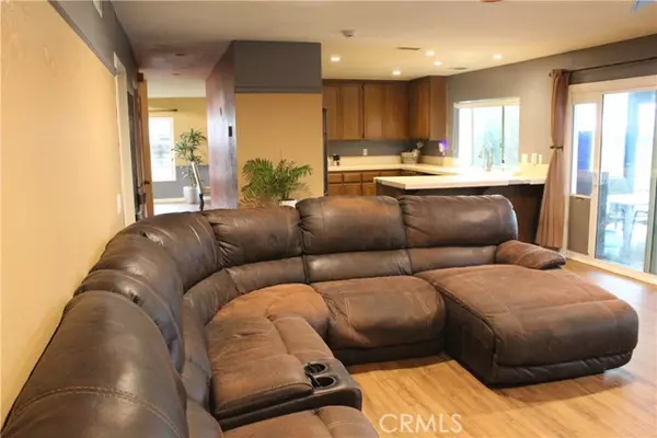 906 Brandywine, Eastvale, CA 92880