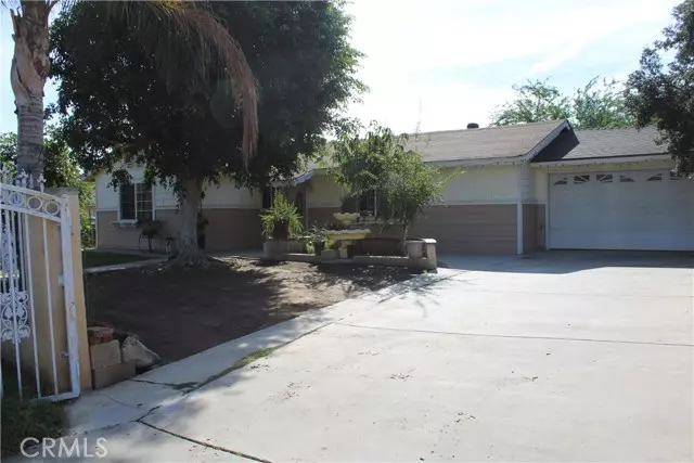 Jurupa Valley, CA 92509,6392 Rustic