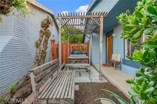 Jurupa Valley, CA 92509,5762 Sky Meadow