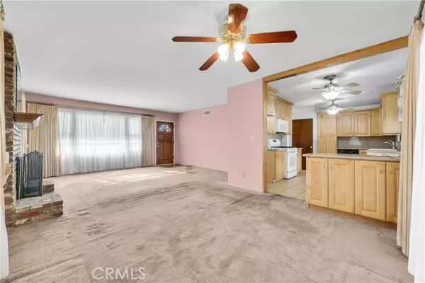 Riverside, CA 92504,3921 Heidi