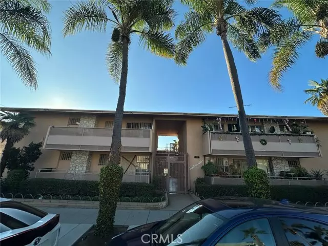 Long Beach, CA 90802,527 Cedar Avenue #2C