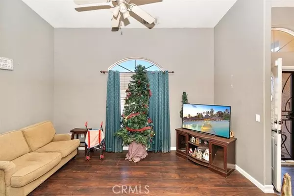 Oak Hills, CA 92344,12730 Fir Street