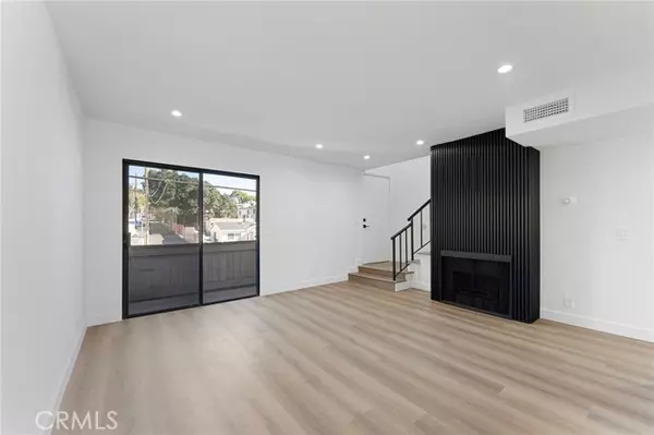 Tujunga (los Angeles), CA 91042,10219 Pinewood #2