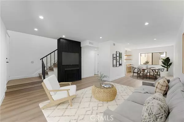 Tujunga (los Angeles), CA 91042,10219 Pinewood #2