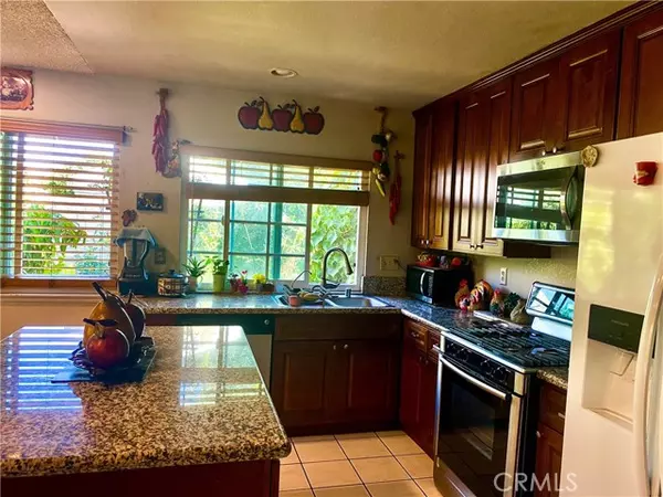 Ontario, CA 91762,1949 S Palm Place