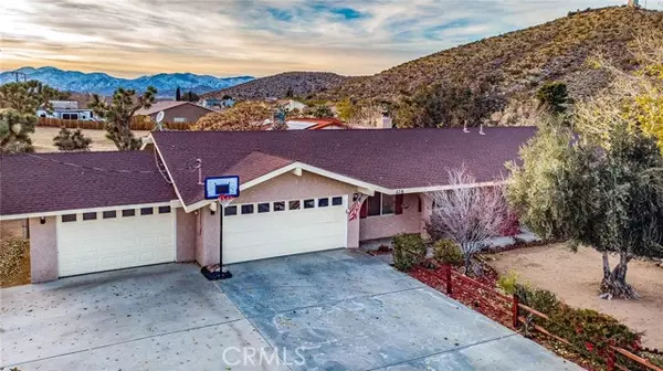 8318 Balsa Avenue, Yucca Valley, CA 92284