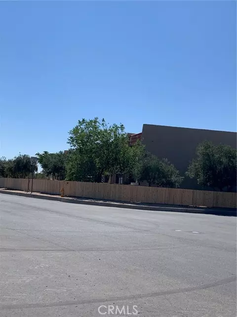 55893 Santa Fe, Yucca Valley, CA 92284