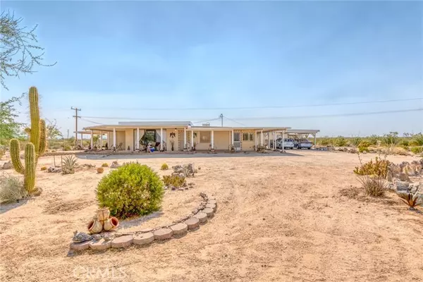 833 Copper Mountain Road, Joshua Tree, CA 92252