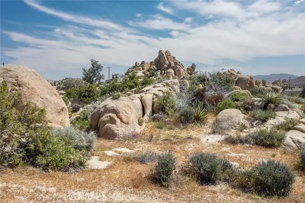 Yucca Valley, CA 92284,5550 Carlsbad Avenue