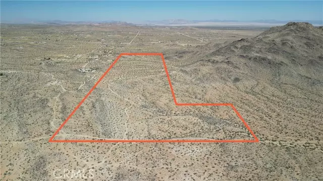 Joshua Tree, CA 92252,60 Sunflower Drive