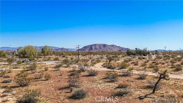 57645 Reche Road, Landers, CA 92285