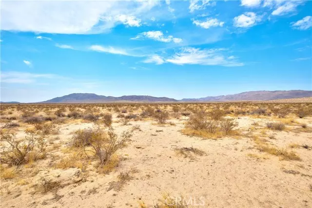 2 Mile Road, Twentynine Palms, CA 92277