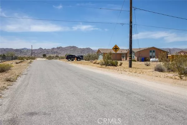 Joshua Tree, CA 92252,63000 Jadeite Street