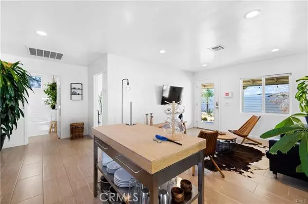 Joshua Tree, CA 92252,61879 Valley View Circle