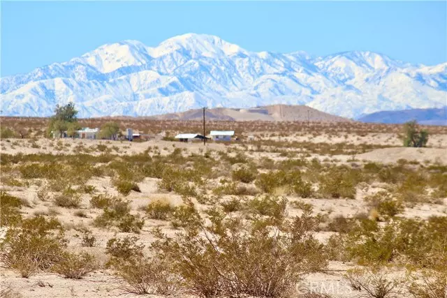 Twentynine Palms, CA 92277,6 Topaz Avenue