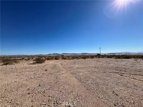 Twentynine Palms, CA 92277,69425 Presswood Road