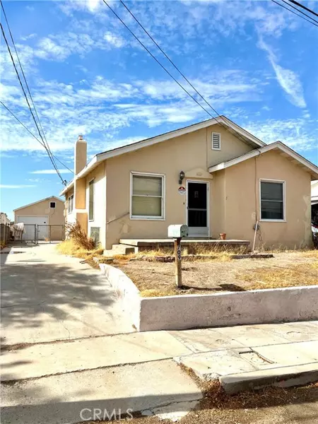 709 Valley Avenue, Needles, CA 92363