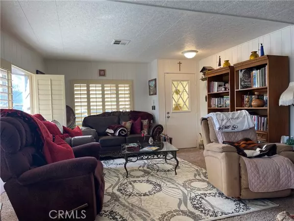 Yucca Valley, CA 92284,7501 Palm #70