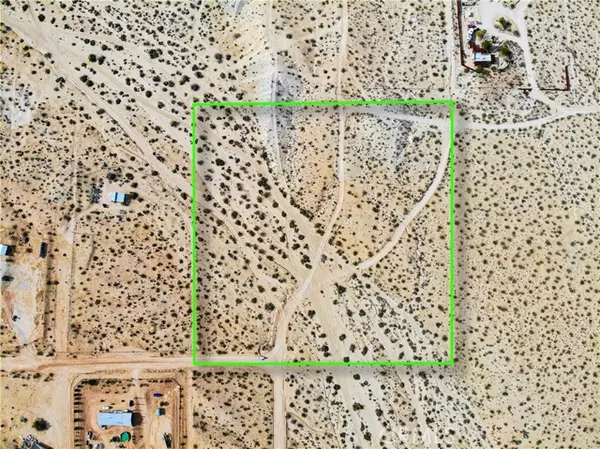 Joshua Tree, CA 92252,4195 Avenida Del Sol