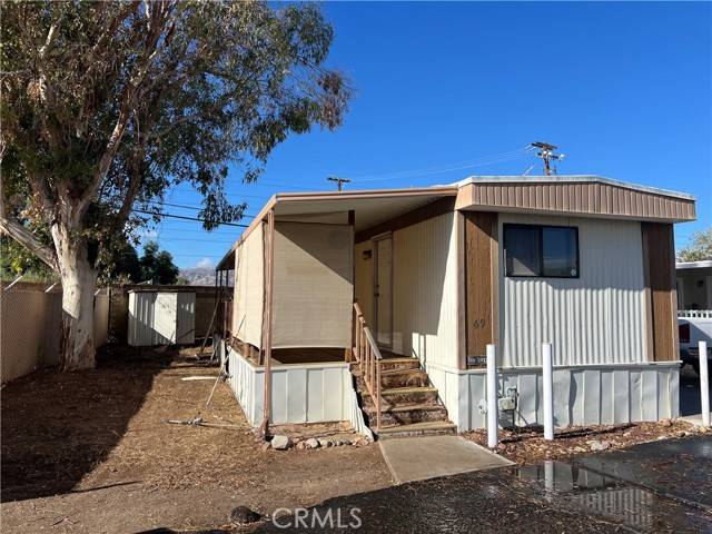 100 Marina Dr #69, Needles, CA 92363