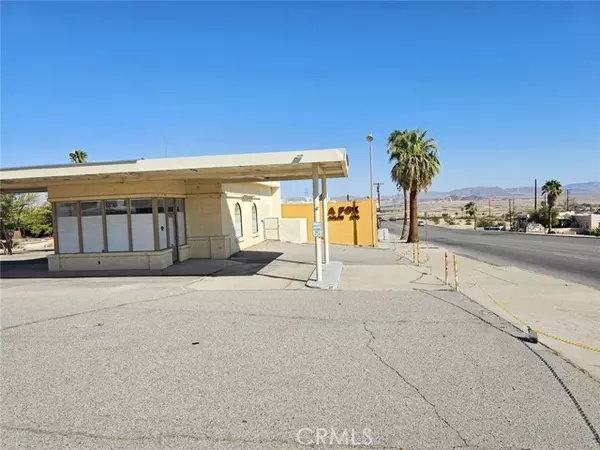 Twentynine Palms, CA 92277,5680 Adobe Road