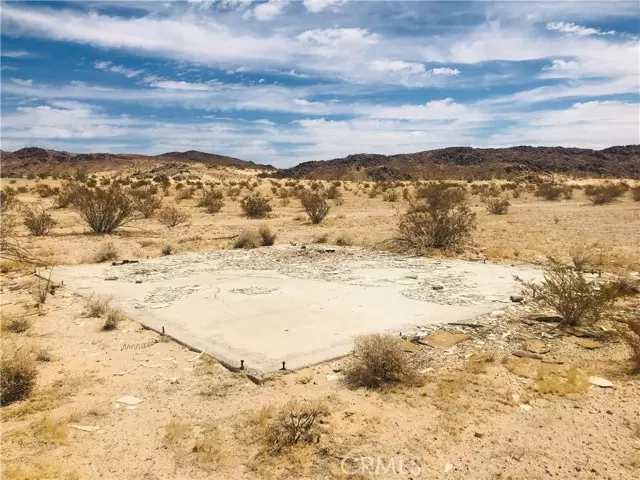 Twentynine Palms, CA 92277,5 Pipeline Road