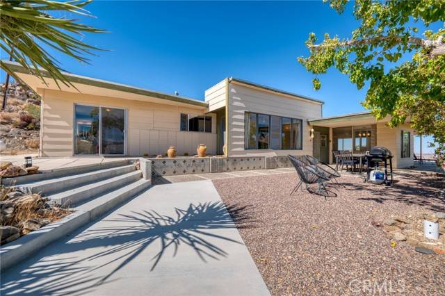 8775 Via Rocosa Road, Joshua Tree, CA 92252