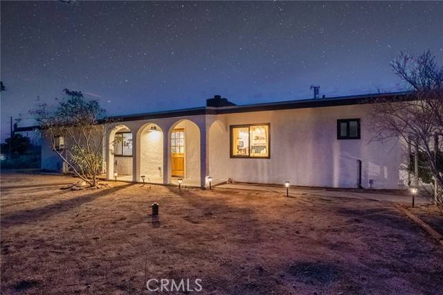 60515 Alta Loma Drive, Joshua Tree, CA 92252