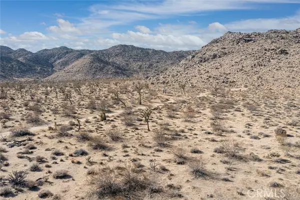 Joshua Tree, CA 92252,5 Sunset Road