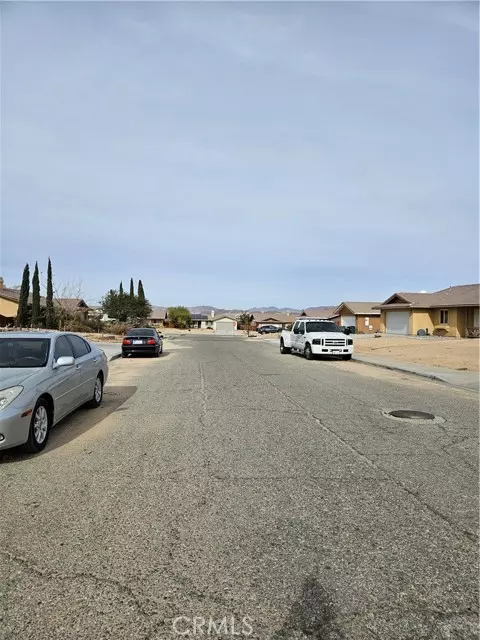 Twentynine Palms, CA 92277,5154 Split Rock Avenue