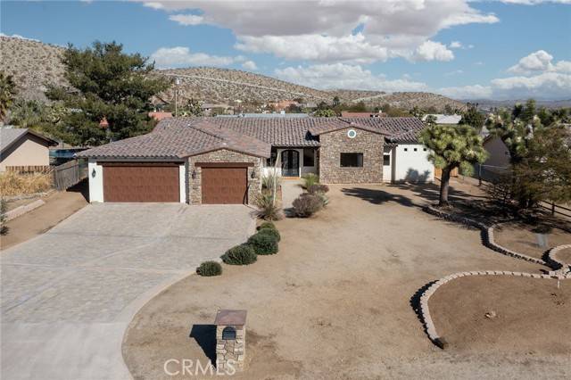 57966 Desert Gold Drive, Yucca Valley, CA 92284