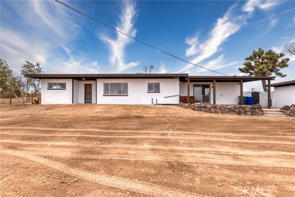 4025 Lucerne Vista Ave, Yucca Valley, CA 92284