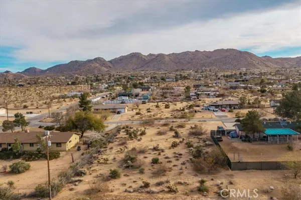 Joshua Tree, CA 92252,60400 Adobe Drive