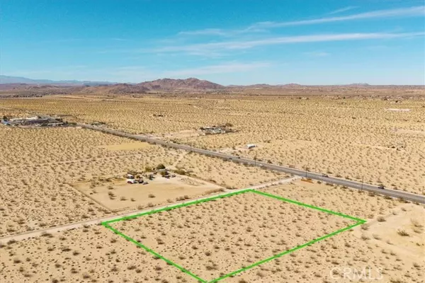 Joshua Tree, CA 92252,14 Arizona Avenue