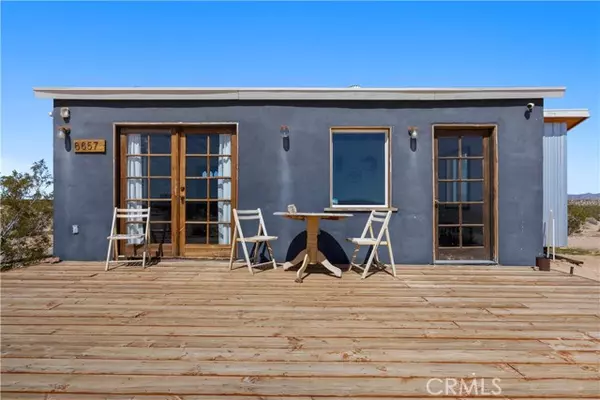 Joshua Tree, CA 92252,66750 Pole Line Road