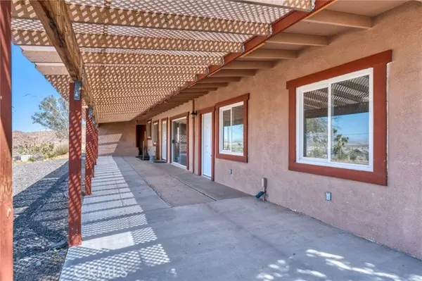 Joshua Tree, CA 92252,61375 Latham Trail