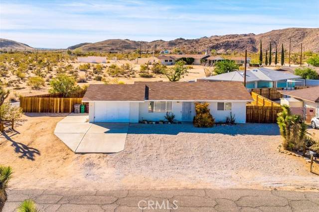 6120 Scenic Drive, Joshua Tree, CA 92252