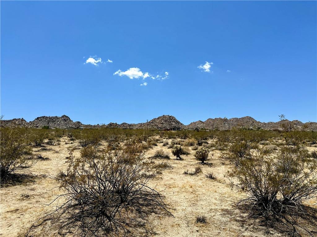 64200 Sullivan Road, Joshua Tree, CA 92252