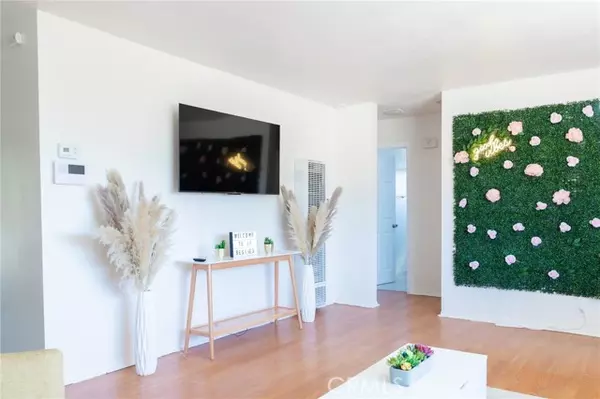 Joshua Tree, CA 92252,61740 Oleander Drive