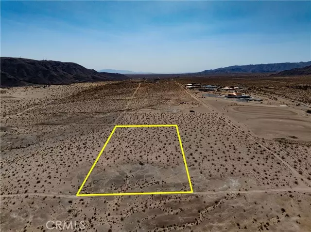 Joshua Tree, CA 92252,1142 Fran Lou Lane