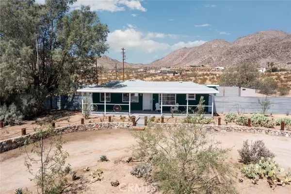 Joshua Tree, CA 92252,4574 Avenida Del Sol