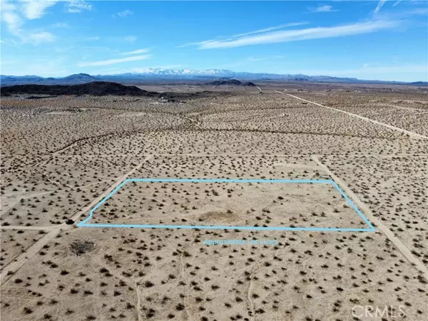 Joshua Tree, CA 92252,46 Desert Lily Street