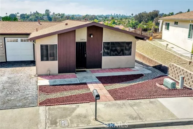 Oceanside, CA 92056,3494 Santa Maria Street