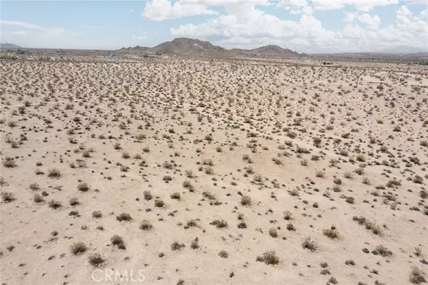 Joshua Tree, CA 92252,6789 La Brisa Drive