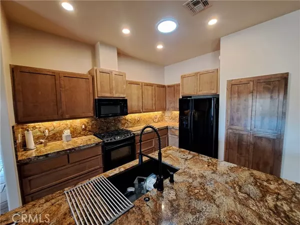 Joshua Tree, CA 92252,7125 Sunny Vista Road