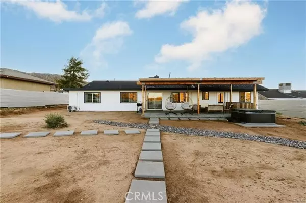 Joshua Tree, CA 92252,7795 Sunset Road