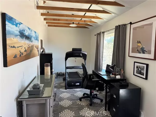 8775 Desert Shadow Road, Joshua Tree, CA 92252