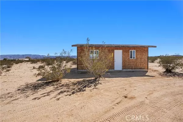 Joshua Tree, CA 92252,66411 Pole Line Road