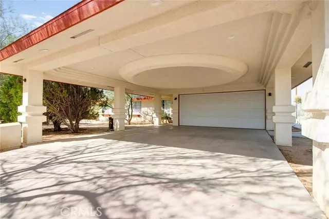 Joshua Tree, CA 92252,7024 Saddleback Road